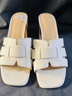 Nine West Cream Leather Slide Mules